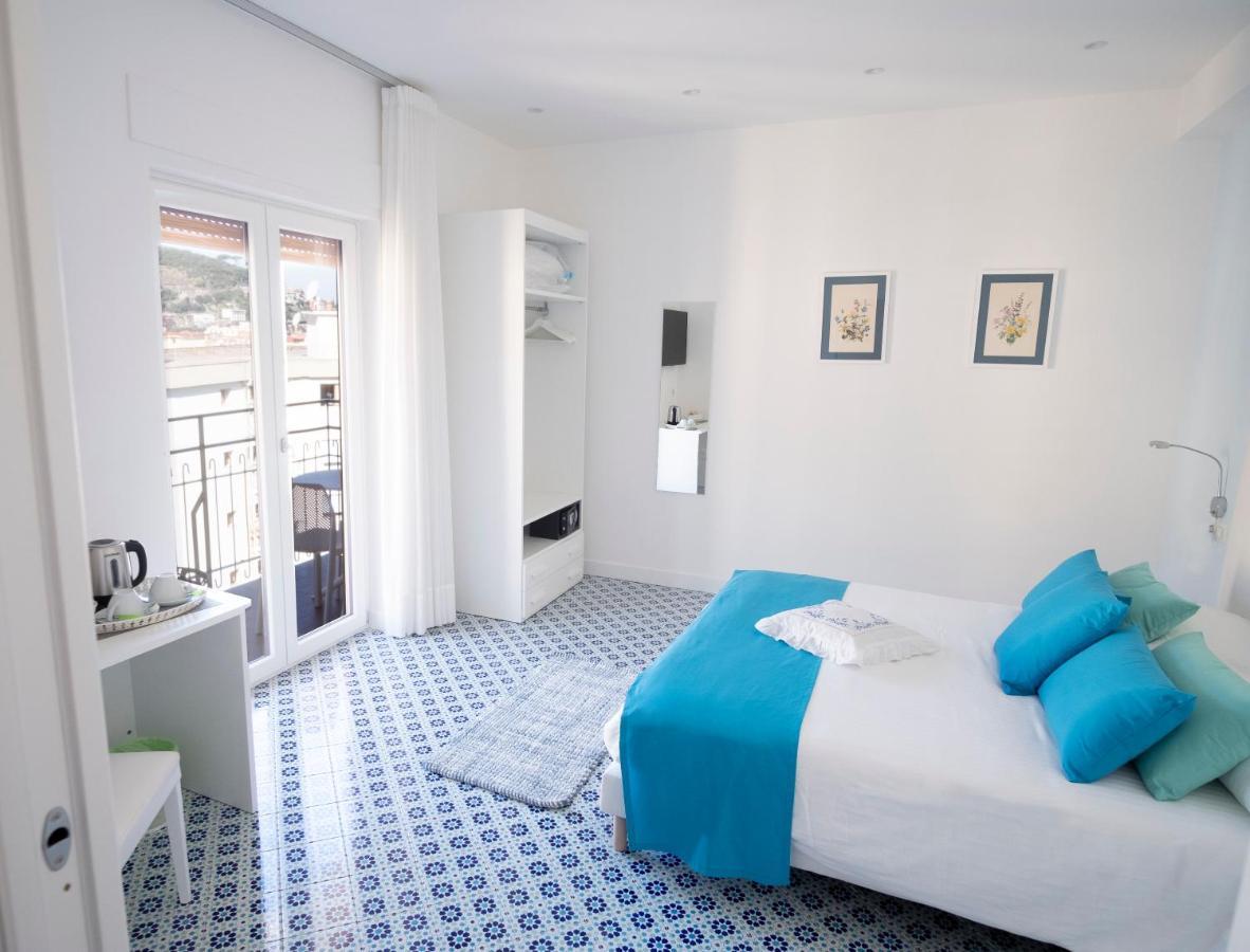Bed and Breakfast Domus Sole Sorrento Exteriér fotografie